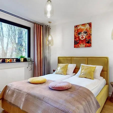 아파트 Old Town Chic With Ac *