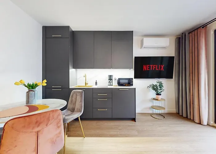 Old Town Chic With Ac